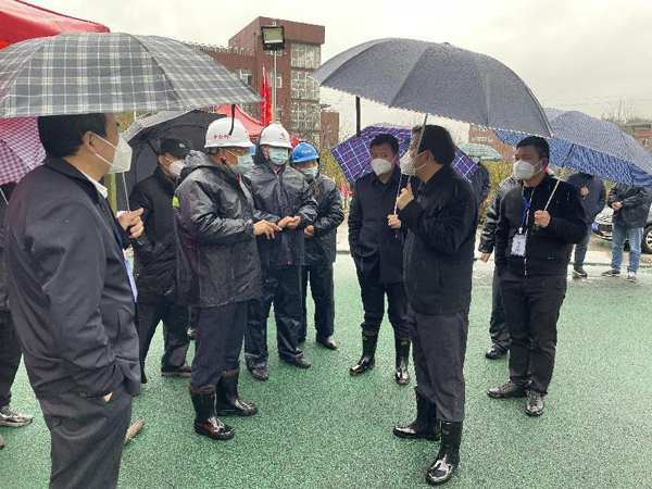 副市長汪發(fā)進(jìn)一行視察公司田家炳中學(xué)疫情隔離點(diǎn)項目建設(shè) 副市長汪發(fā)進(jìn)一行視察公司田家炳中學(xué)疫情隔離點(diǎn)項目建設(shè)