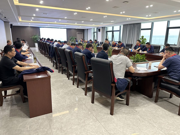 公司召開(kāi)安全、環(huán)保、職業(yè)衛(wèi)生工作會(huì)議 公司召開(kāi)安全、環(huán)保、職業(yè)衛(wèi)生工作會(huì)議